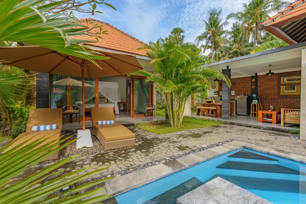 Coco Garden Pool Villas Kubutambahan  Exterior photo